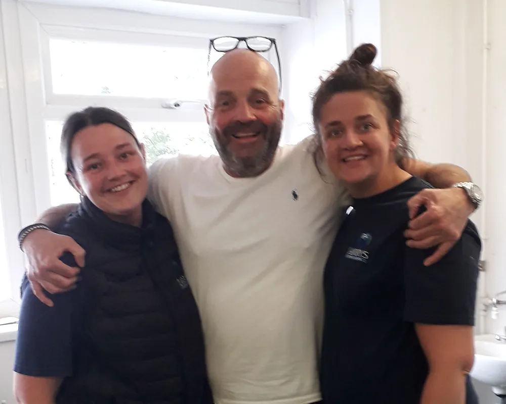 Craig and his daughters Jenny and Abbie